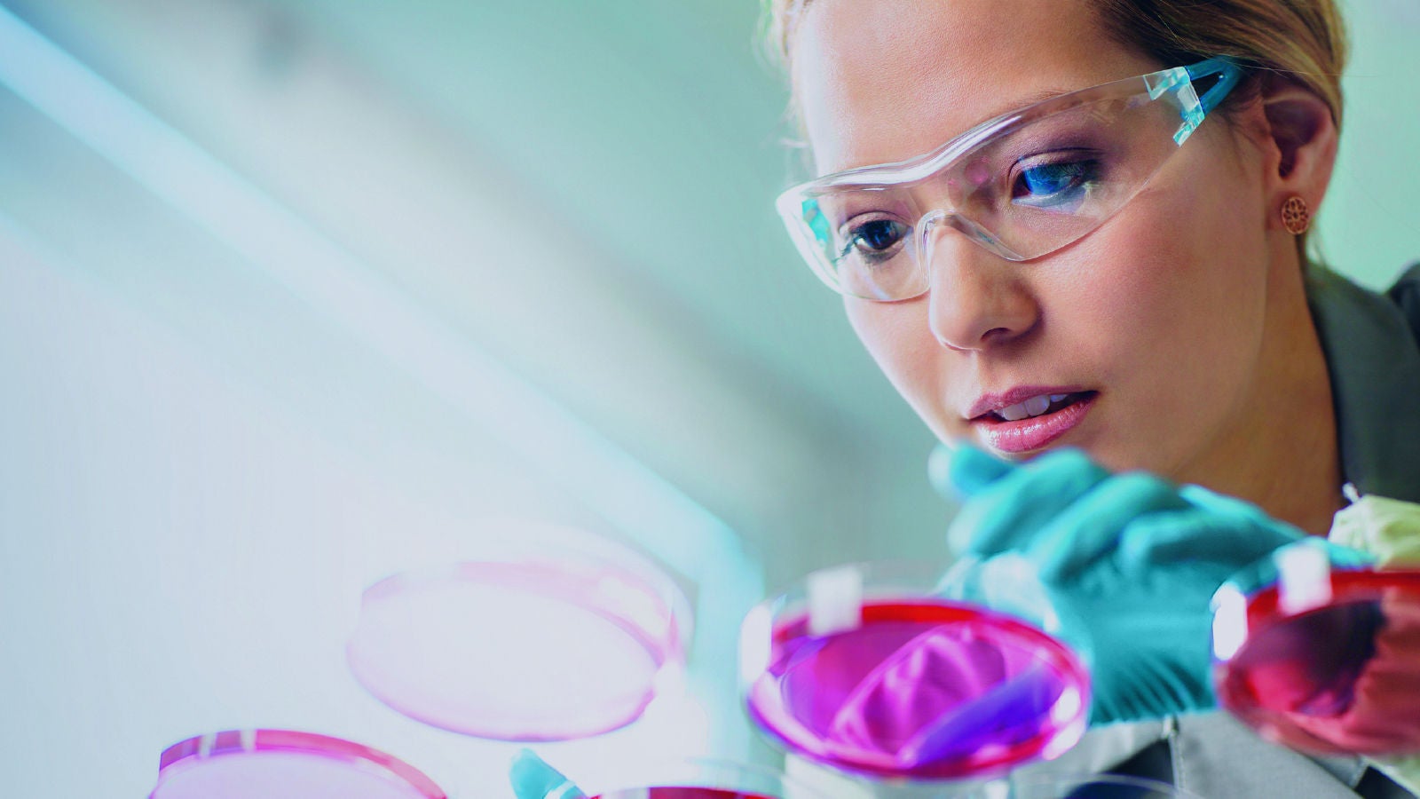 Woman working in a science lab