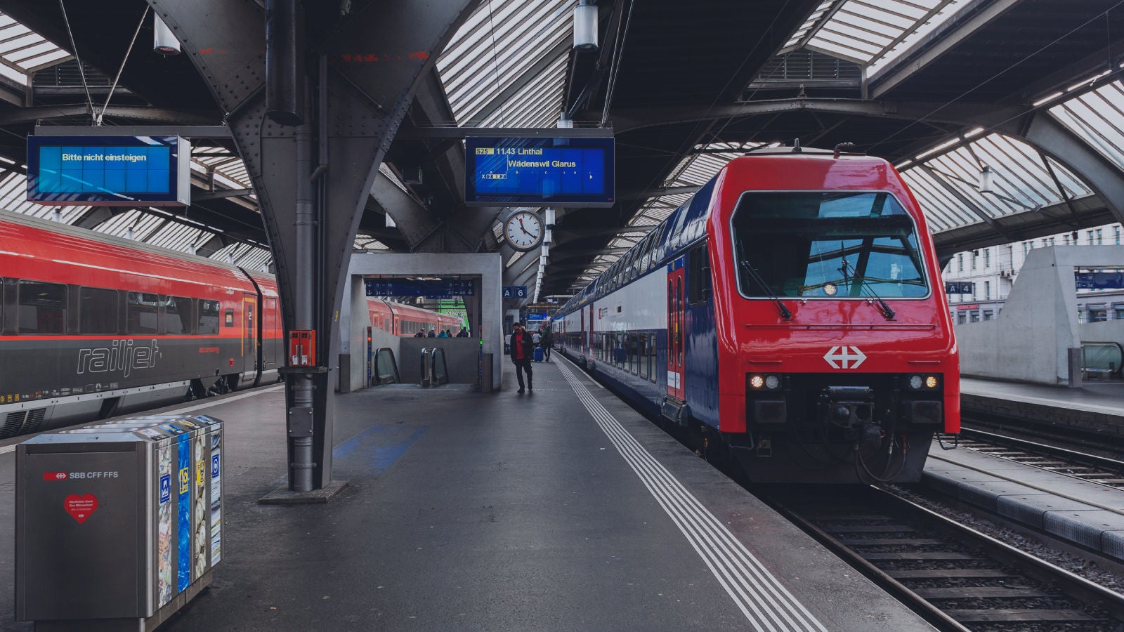 Swiss Federal Railways trains in a station