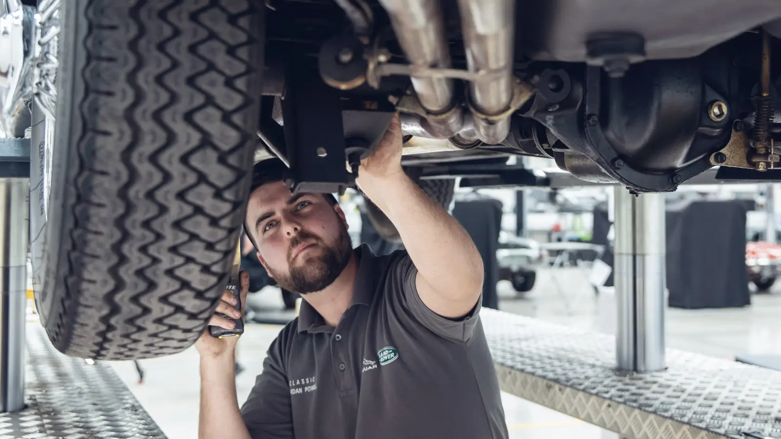 resources_customerStory_JLR