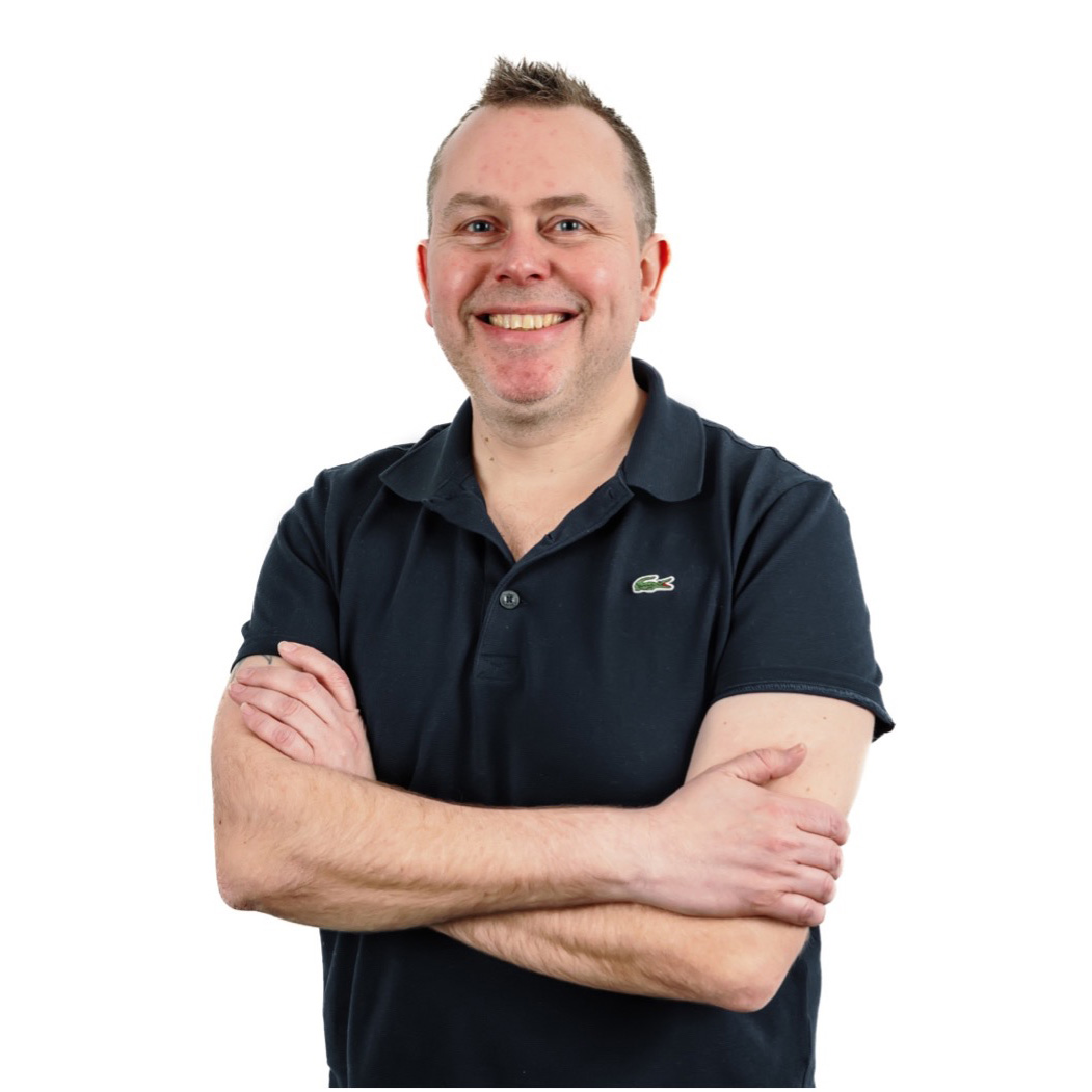 Ian Claybourn Headshot