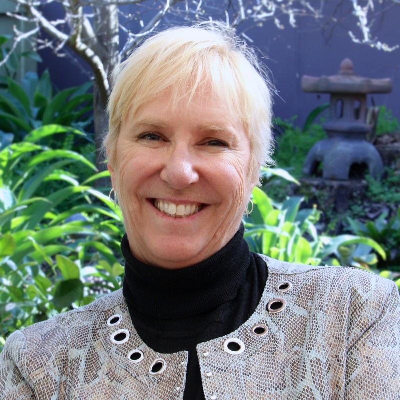 Deborah Pike Headshot